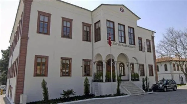 Yakında Deniz Suyu Içmeye Başlayacağız 6 Vatandaş CHP'li belediyeye isyan etti! Yakında deniz suyu içmeye başlayacağız