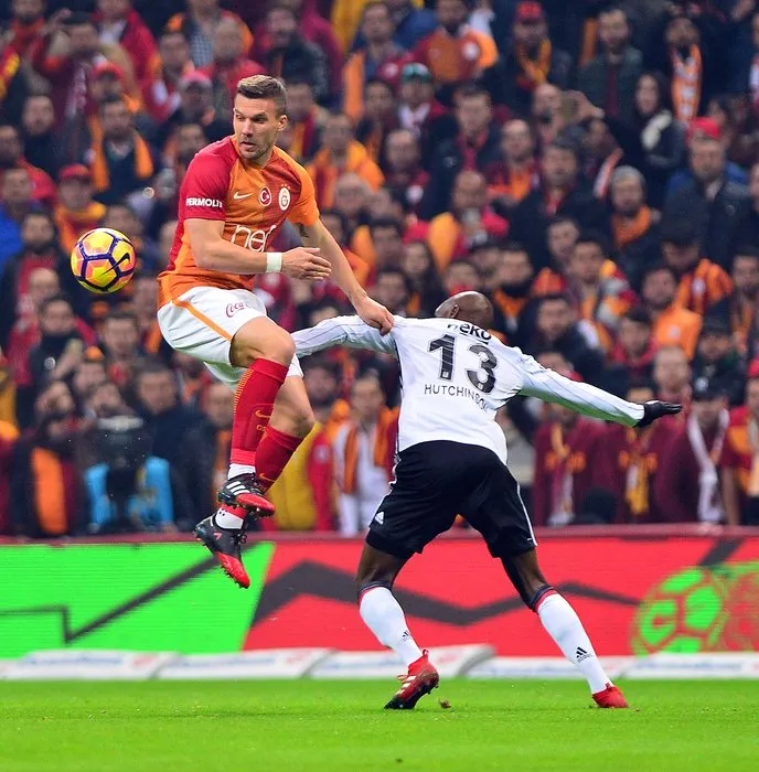 Galatasaray-Beşiktaş maçından kareler