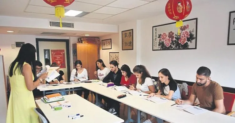 İzmirliler Çince kursuna gidiyor