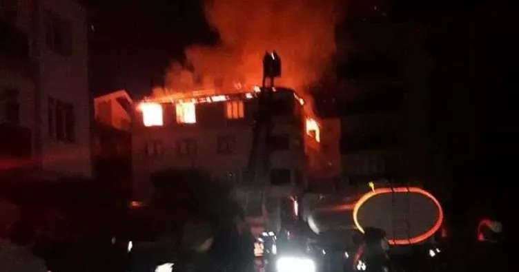 Kastamonu’da 4 katlı binada yangın paniği