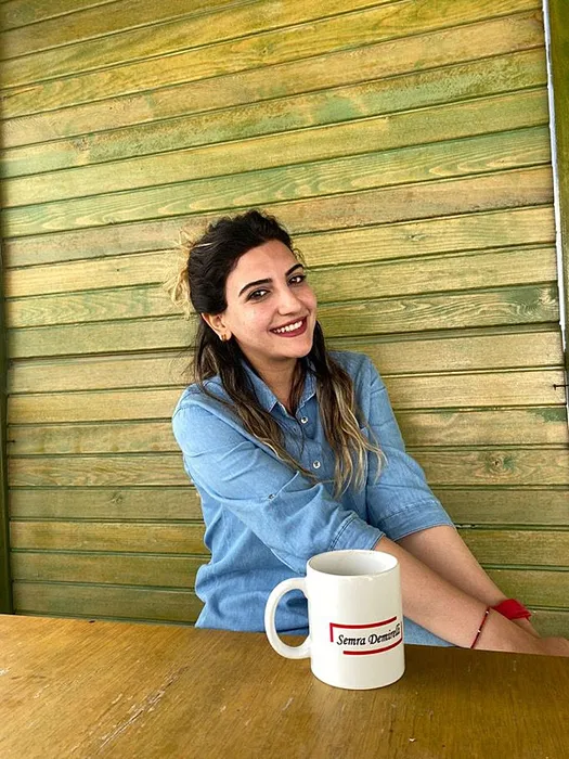 Erkek arkadaşı tarafından ensesinden vurulmuştu: Genç muhabir 49 gün süren yaşam mücadelesini kaybetti!