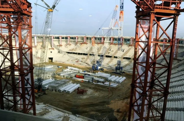 Timsah Arena Stadı inşaatında sona doğru