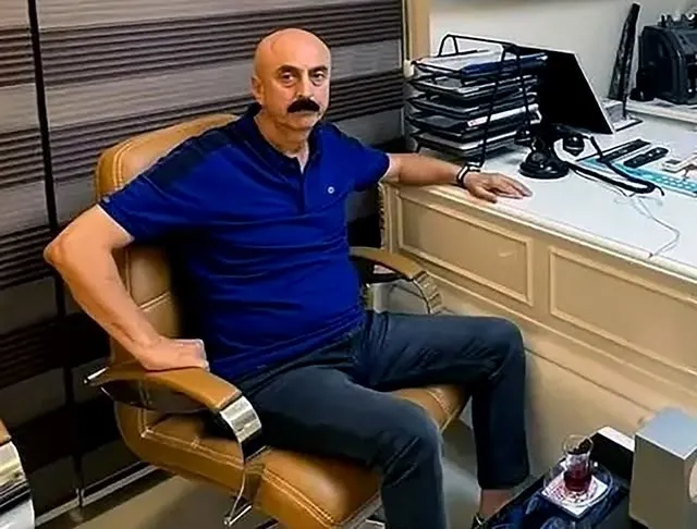SON DAKİKA: Yer Adana! Ünlü kuyumcu Zahir Cız’a kanlı infaz! Arkasından ‘Baygaralar’ çıktı! Meğer aylar önce sosyal medya üzerinden…