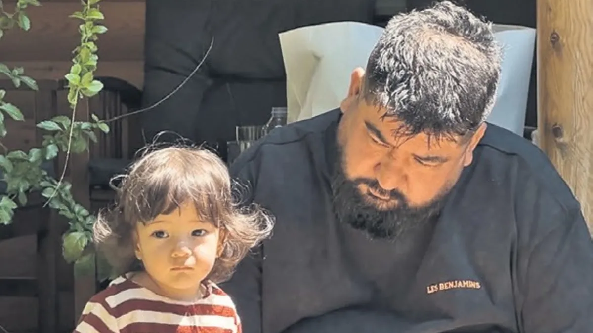 Babasının kızı Anka