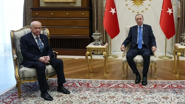 son-dakika-kulliyede-surpriz-gorusme-baskan-erdogan-bahceliyi-kabul-edecek-1715322534253.jpg Son dakika haberi: Külliye'de sürpriz görüşme! Başkan Erdoğan, Bahçeli'yi kabul edecek