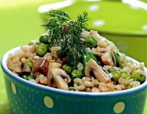 Bezelyeli Esmer Pirinç Pilavı