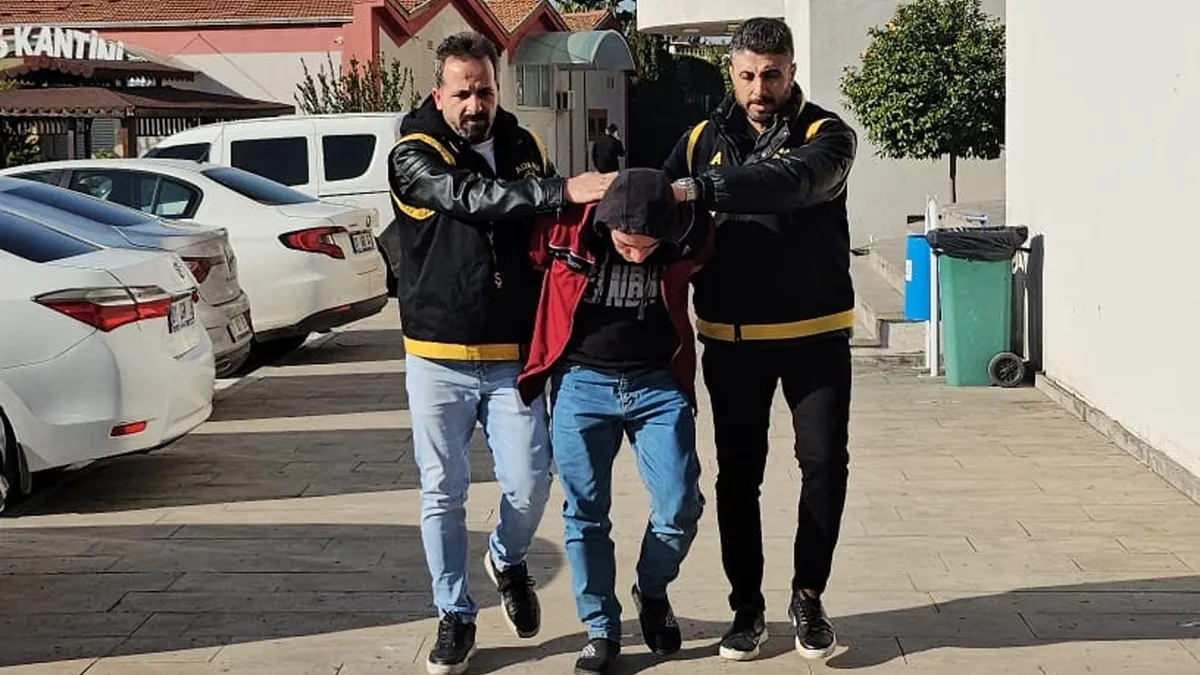 Eşini 8 yerinden bıçaklayarak öldürdü: “Keşke böyle olmasaydı” Eşini 8 yerinden bıçaklayarak öldürdü: “Keşke böyle olmasaydı”