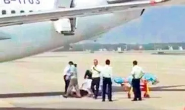 Hostes açık kapıdan düştü