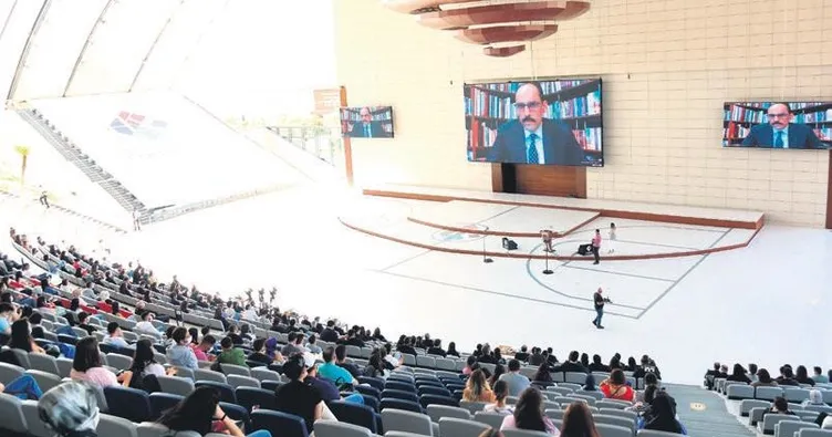 Dünyaya söyleyecek sözümüz var