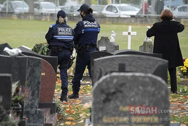 Fransa'da Bilim Kurulundan arka arkaya birkaç dalganın yaşanabileceği uyarısı geldi