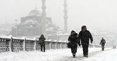 SON DAKİKA: İstanbul’da beklenen kar yağışı başladı! Megakente 20 santimin üzerinde kar bekleniyor! Kritik hava durumu uyarısı