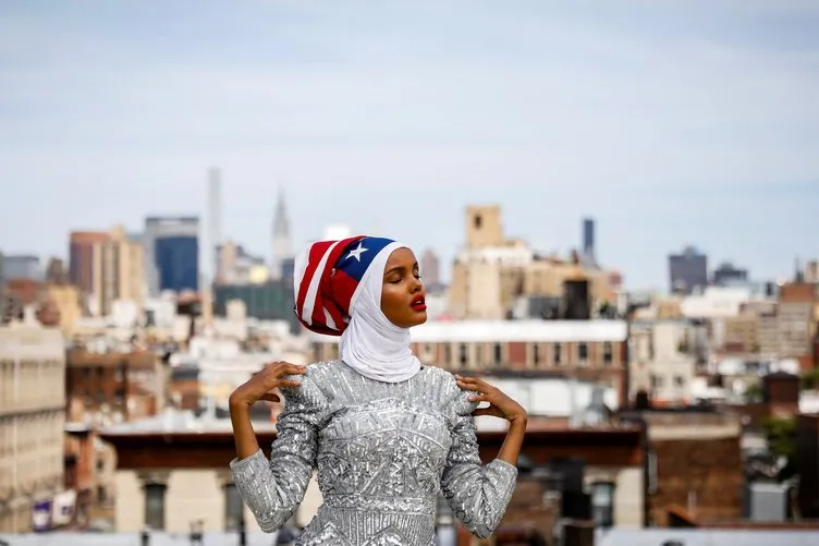 Mülteci kampından podyumlara dünyanın top tesettür modeli:  Halima Aden