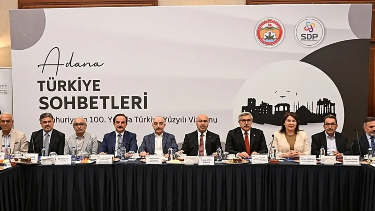 Adana'da “Türkiye Sohbetleri” toplantısı