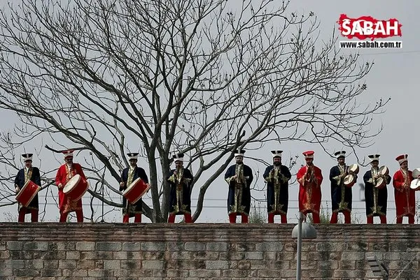İstanbul'da ilginç görüntü! Cumhurbaşkanı'nı işte böyle beklediler