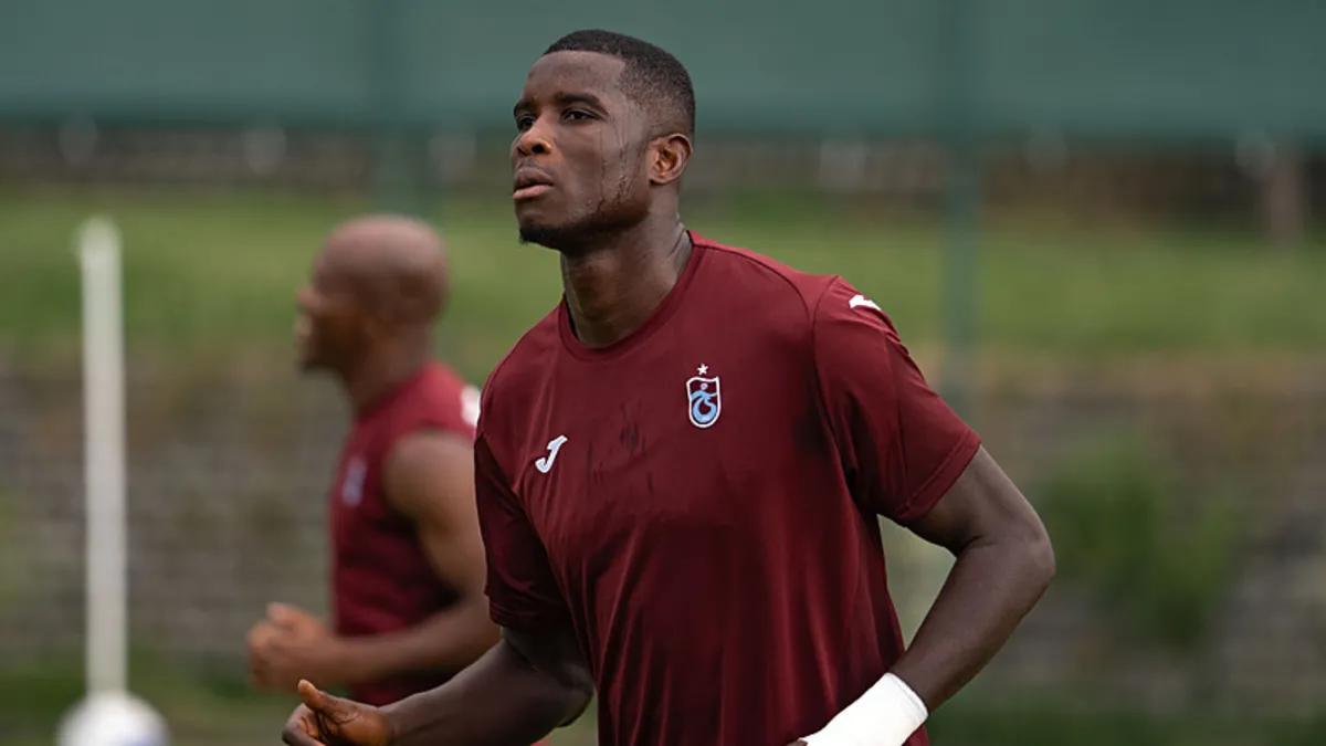 Trabzonspor'da sakatlık! Yeni transfer maça devam edemedi