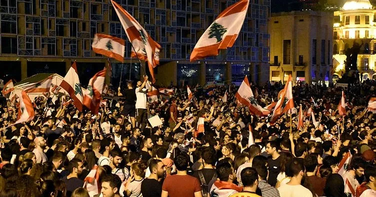 Lübnan protestolarının ilk kurbanı, oğlunun ve eşinin gözleri önünde öldürüldü