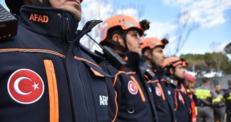 Türk arama kurtarma ekibi, İran’a gidiyor