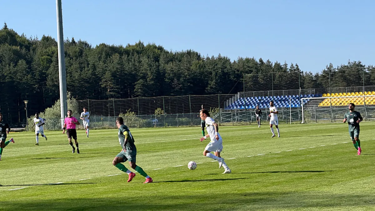 Esenler Erokspor, Al Ittihad’ı 2 golle geçti! Esenler Erokspor, Al Ittihad’ı 2 golle geçti!