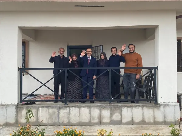 devlet-ev-degil-villa-yapti-bize-1764011613149.jpg