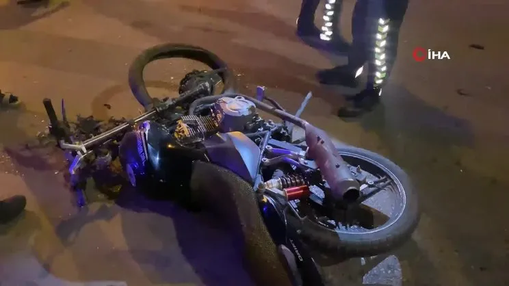 Edirne'de kamyonet ile motosiklet çapıştı: 1 ölü, 1 yaralı
