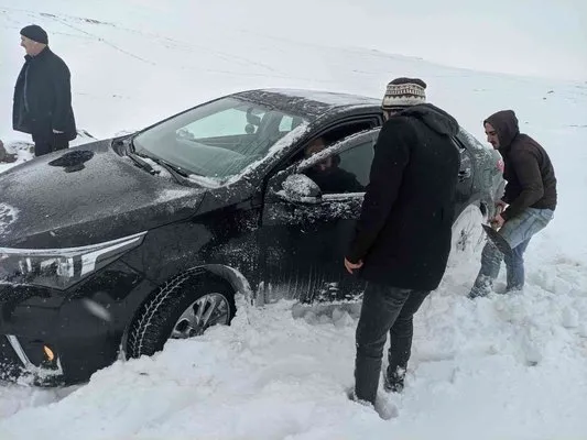 Ardahan’da kar yağışı nedeniyle okullar tatil edildi