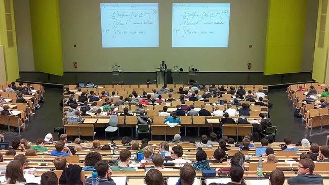 enstitu-sosyalden-butuncul-yuksekogretim-reformu-cagrisi-universitelerin-niteligine-odalanilmali-1781802875026.jpg