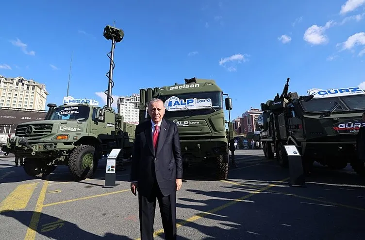 Başkan Erdoğan, SAHA EXPO fuarında stantları ziyaret etti
