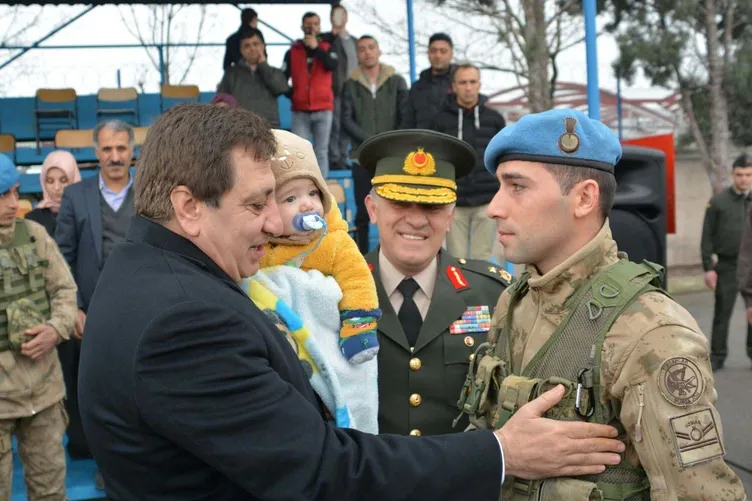 Son Dakika Haberi: Timsahlar Taburu Afrin'e gitti