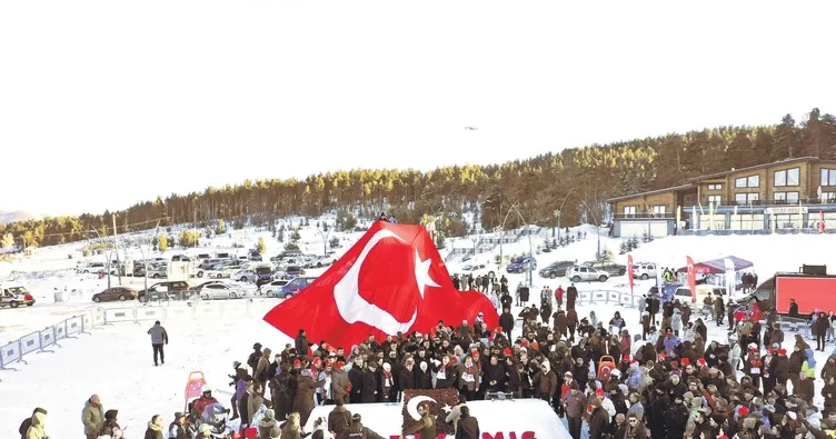 Şehitlerin emaneti gençlerin omzunda