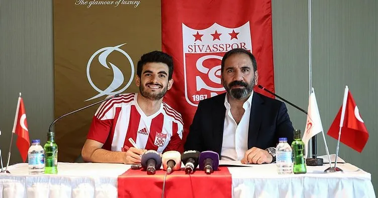 Fatih Aksoy resmen Sivasspor’da