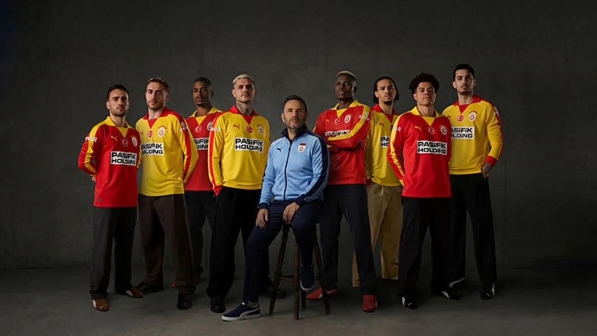 Galatasaray’ın 1980-81 sezonu formaları retro koleksiyon ve 5 yıldızla yeniden hayat buluyor Galatasaray’ın 1980-81 sezonu formaları retro koleksiyon ve 5 yıldızla yeniden hayat buluyor