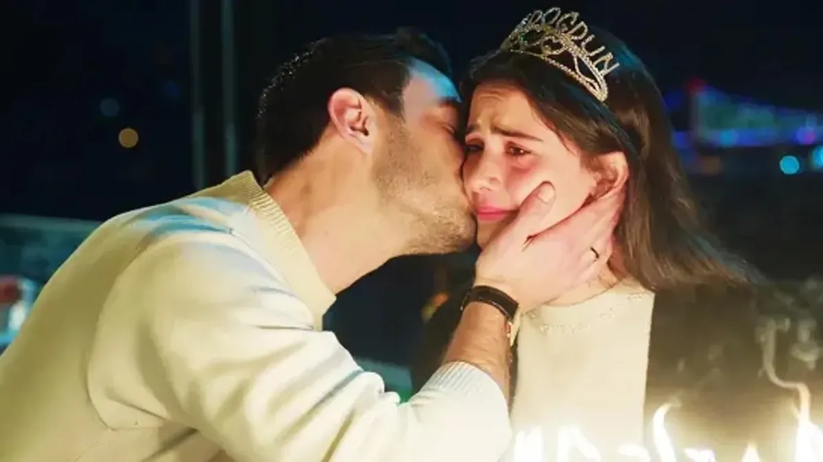 Sevdiğim Sensin 8. Bölüm 1. Tanıtım! Sen Buradasın, Sensin! Star TV ile Sevdiğim Sensin fragmanı izle