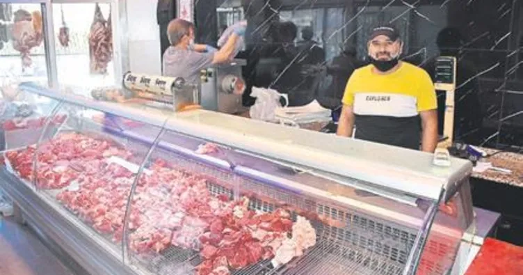 Kasaplarda kıyma yoğunluğu Egeli Sabah Haberleri