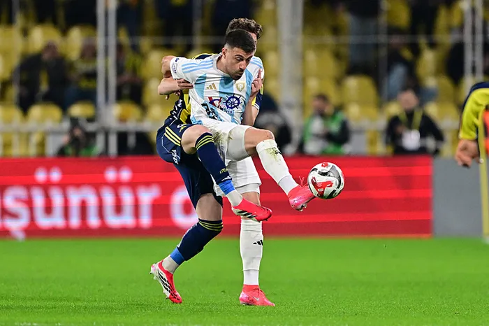 canli-ziraat-turkiye-kupasinda-fenerbahce-erzurumspor-fk-maci-1770314379269.jpeg