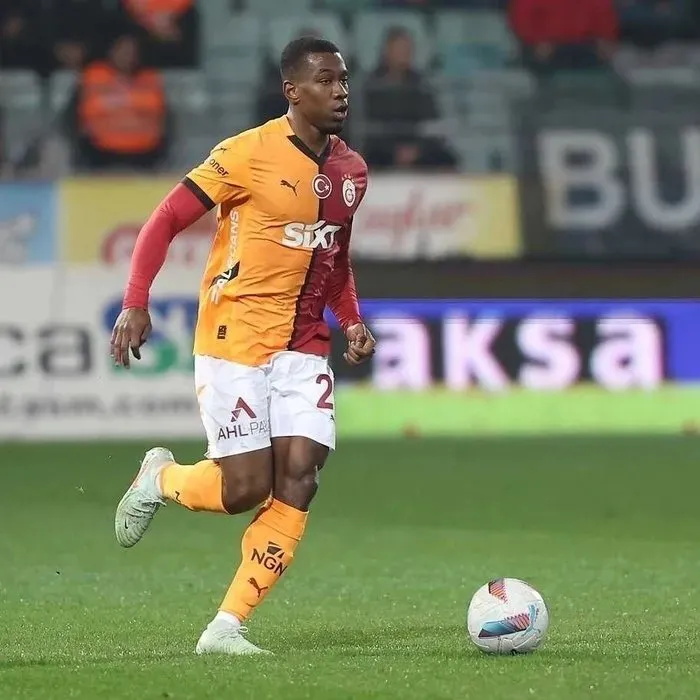 Galatasaray’da ayrılık iptal! Rusya’ya giden futbolcu geri dönüyor