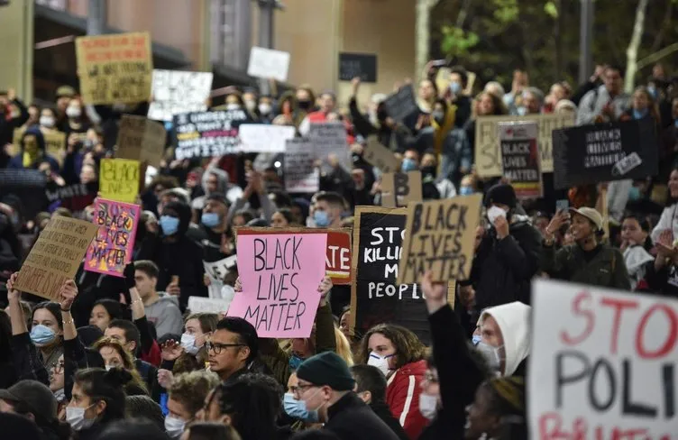 ABD'de George Floyd'un öldürülmesinin ardından başlayan protestolar hızla yayılıyor! Çok sayıda ülkeye sıçradı