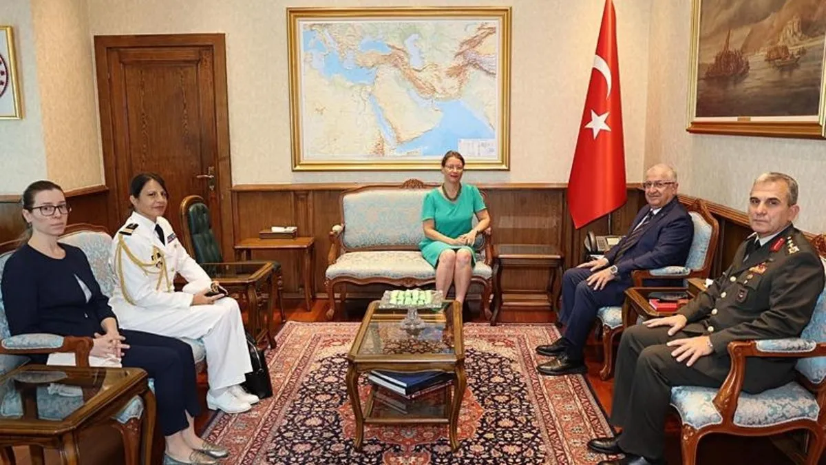 Milli Savunma Bakanı Güler, Fransa Büyükelçisi Dumont’u kabul etti