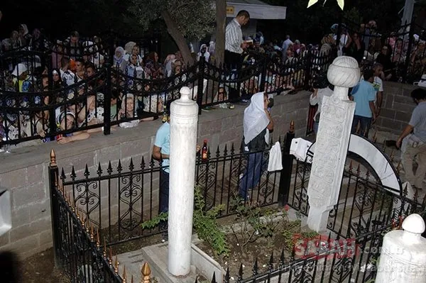 Oruç Baba'da ekmek-sirke ile ilk iftar heyecanı