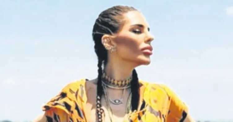 Afrika’da safariye katıldı