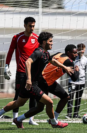 Samsunspor, ara vermeden sahaya indi!