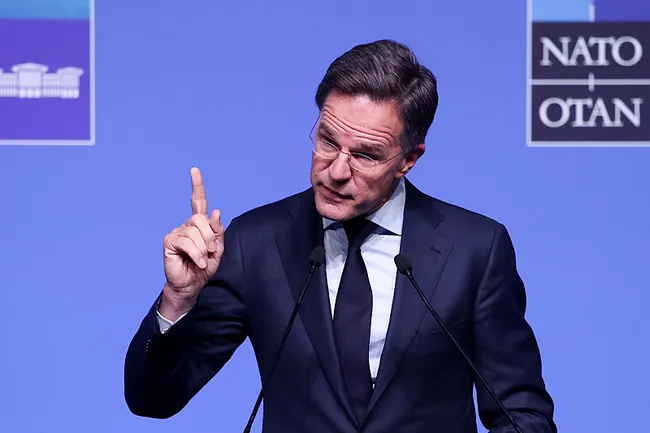 nato-genel-sekreteri-rutte-savunma-harcamalarini-artiracagiz-1783347416395.jpg NATO Genel Sekreteri Rutte: Türkiye ittifak için çok önemli! 'Türk savunma sanayisi güçlendi'