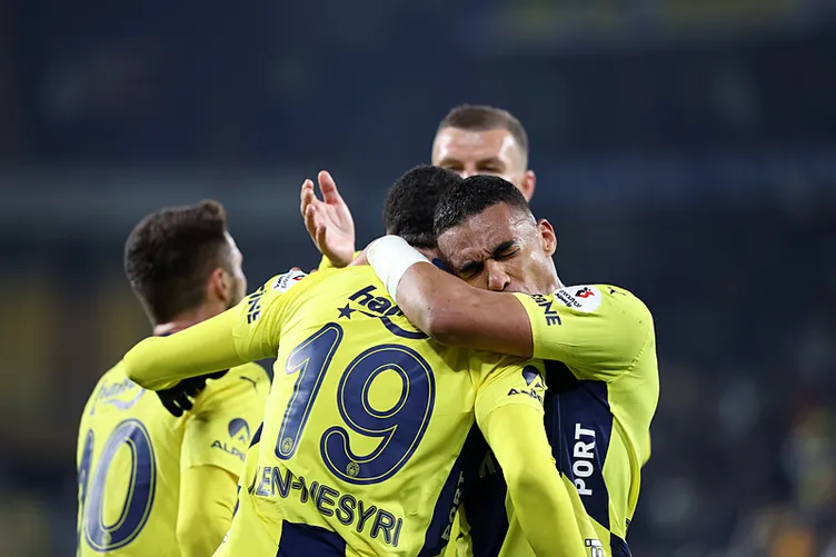 Fenerbahçe yıldız oyuncunun transferini bitirmeye yakın! Galatasaray detayı dikkat çekti...