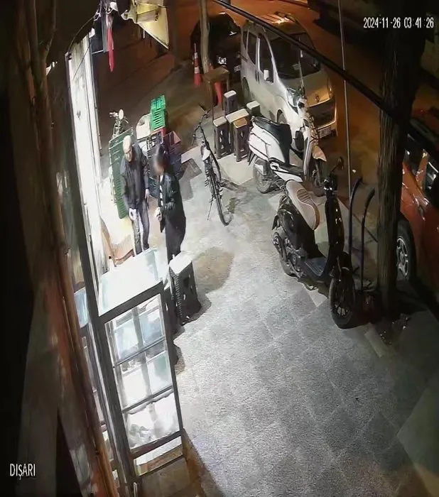 Üşüdüm yalanıyla girdiği fırından bakın neler çaldı: İyi niyetim…