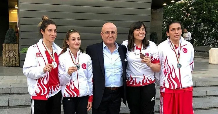 Avrupa Kadınlar Boks Şampiyonası’nda Türkiye’den dört madalya