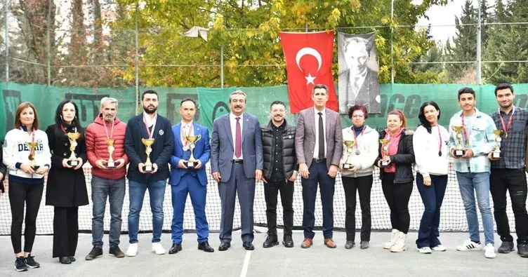 5 Ocak kupası ödülleri dağıtıldı