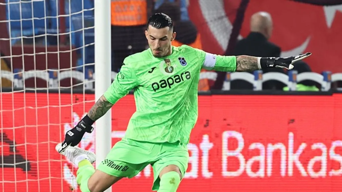 Uğurcan Çakır'dan transfer iddialarına yanıt!