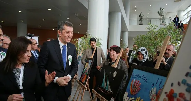 Sanata Engel Yok Sergisi Bursa Da Acildi Ekonomi Haberleri
