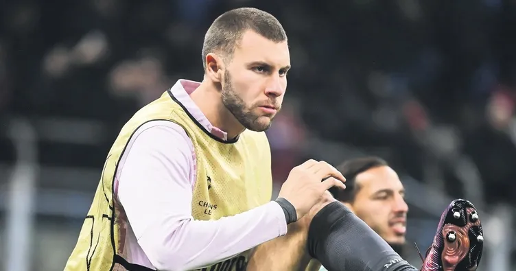 Mika olmadı Pavlovic alalım!