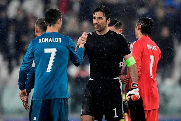 Cristiano Ronaldo, Şampiyonlar Ligi'ne damga vurdu