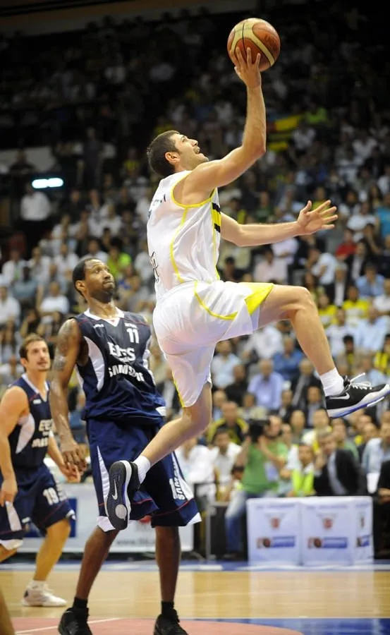 Fenerbahçe Ülker - Efes Pilsen